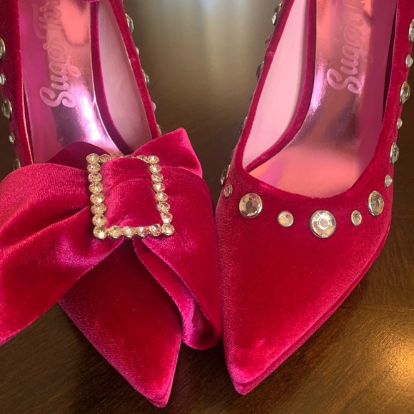 NWOB DOLLS KILL Sugar Thrillz “Unwrap Me” Velvet Platform Heels in Pink, Size 9 - Picture 9 of 9